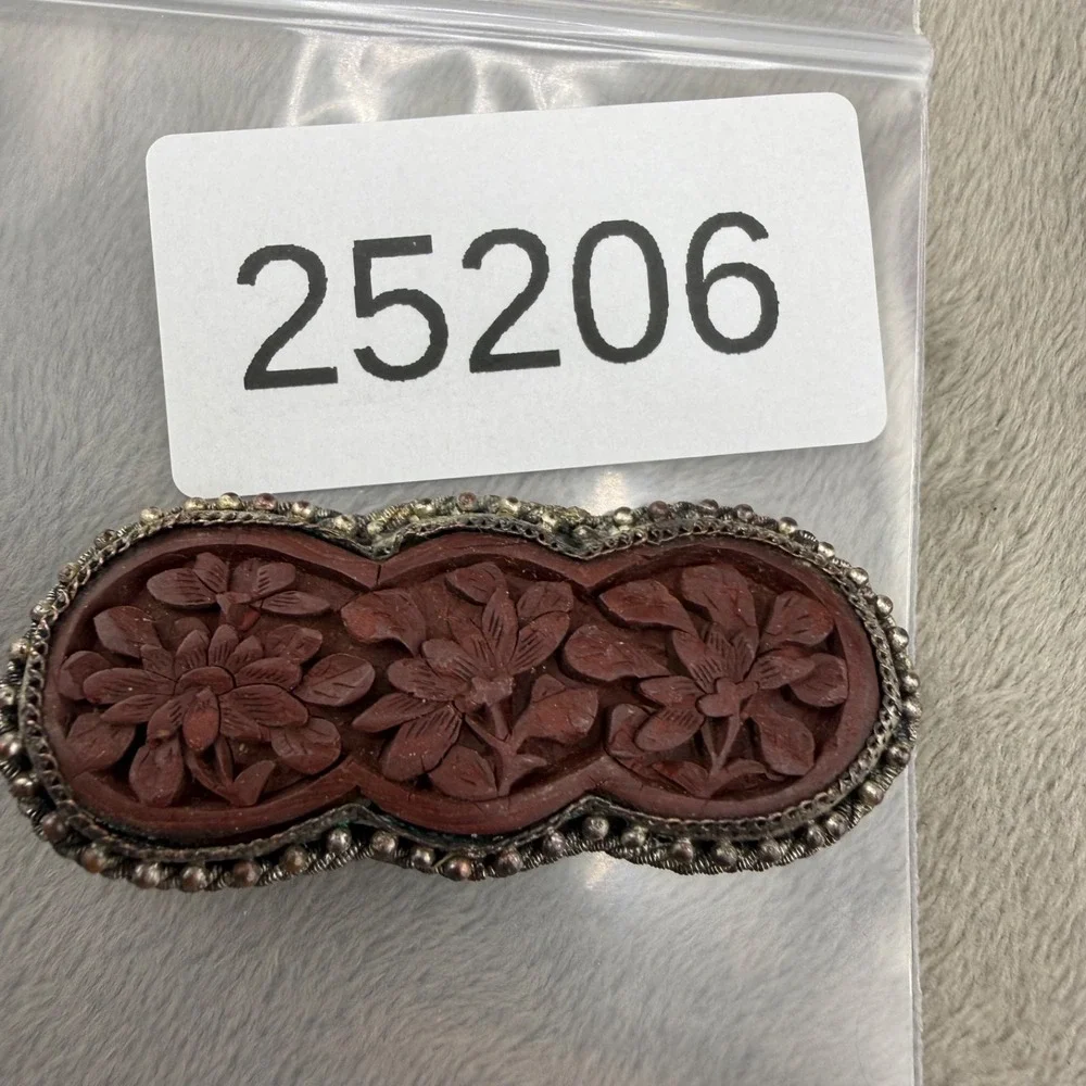 Vintage‎ Chinese Cinnabar Carved Brooch Silver Tone